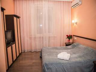 Гостиница VIP House Hotel Самара 1-комнатный номер студия-5