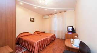 Гостиница VIP House Hotel Самара Стандартный двухместный номер с 2 отдельными кроватями-1