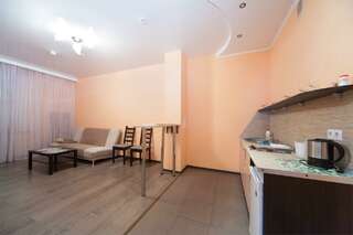 Гостиница VIP House Hotel Самара 2-комнатный номер студия-2